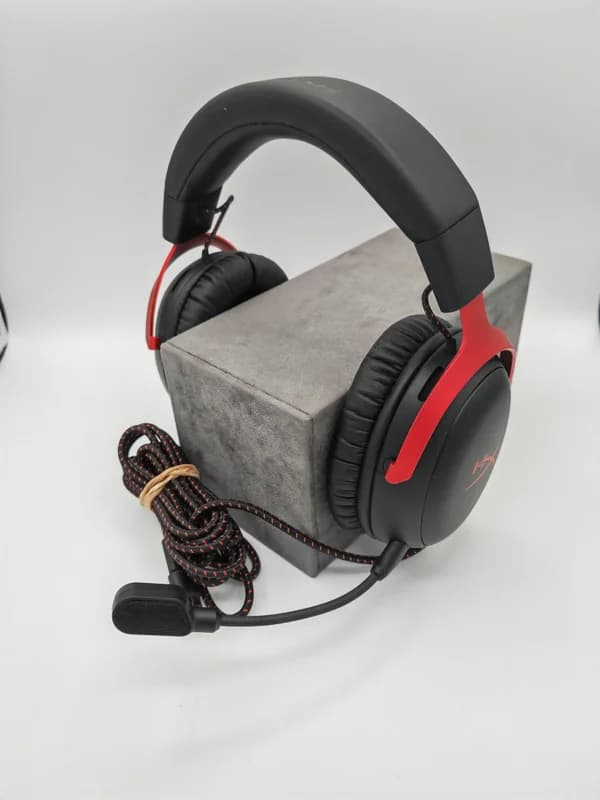 HyperX Cloud III
