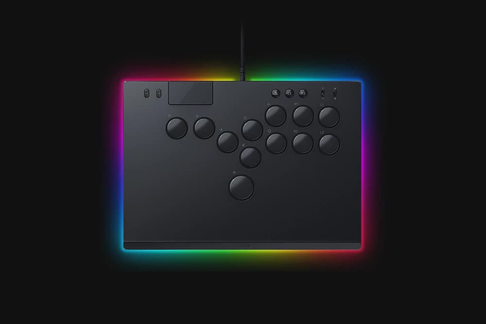 Razer Kitsune in Schwarz mit vier Richtungstasten